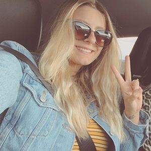 Meet your Posher, Savannah